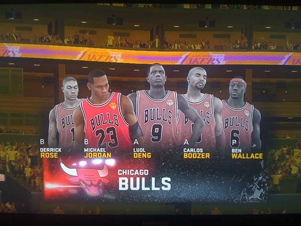 BULLS (200)